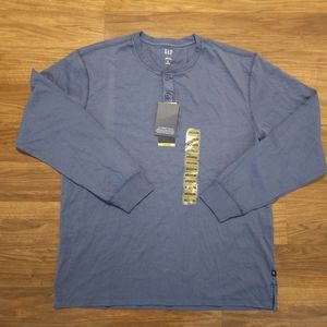 Gap Long Sleeve Shirt Size M  Men's Color Blue